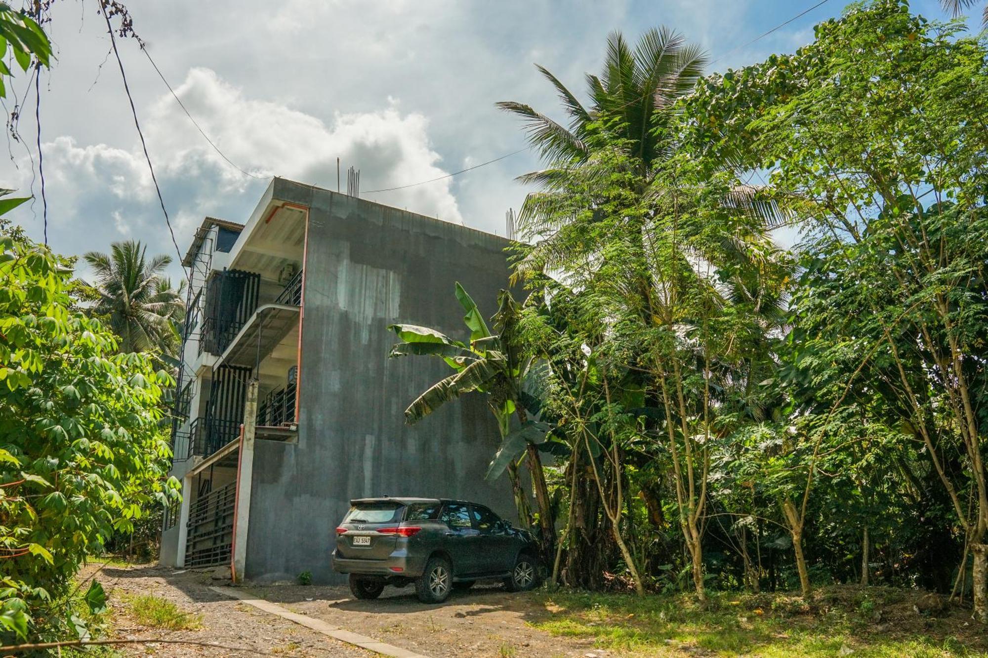 Cozy Loftbed Wi-Fi & Netflix Along Ligao Natl Road Unit 309 Apartment Ngoại thất bức ảnh